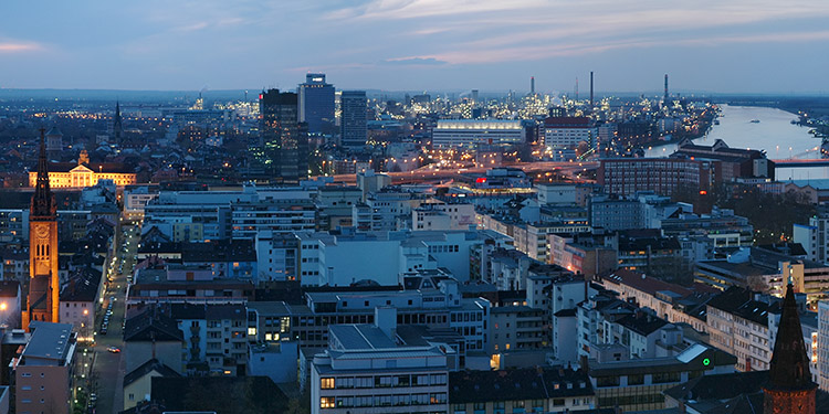 PA_BASF48662-71_zyl_S1RFsRGB_Aw